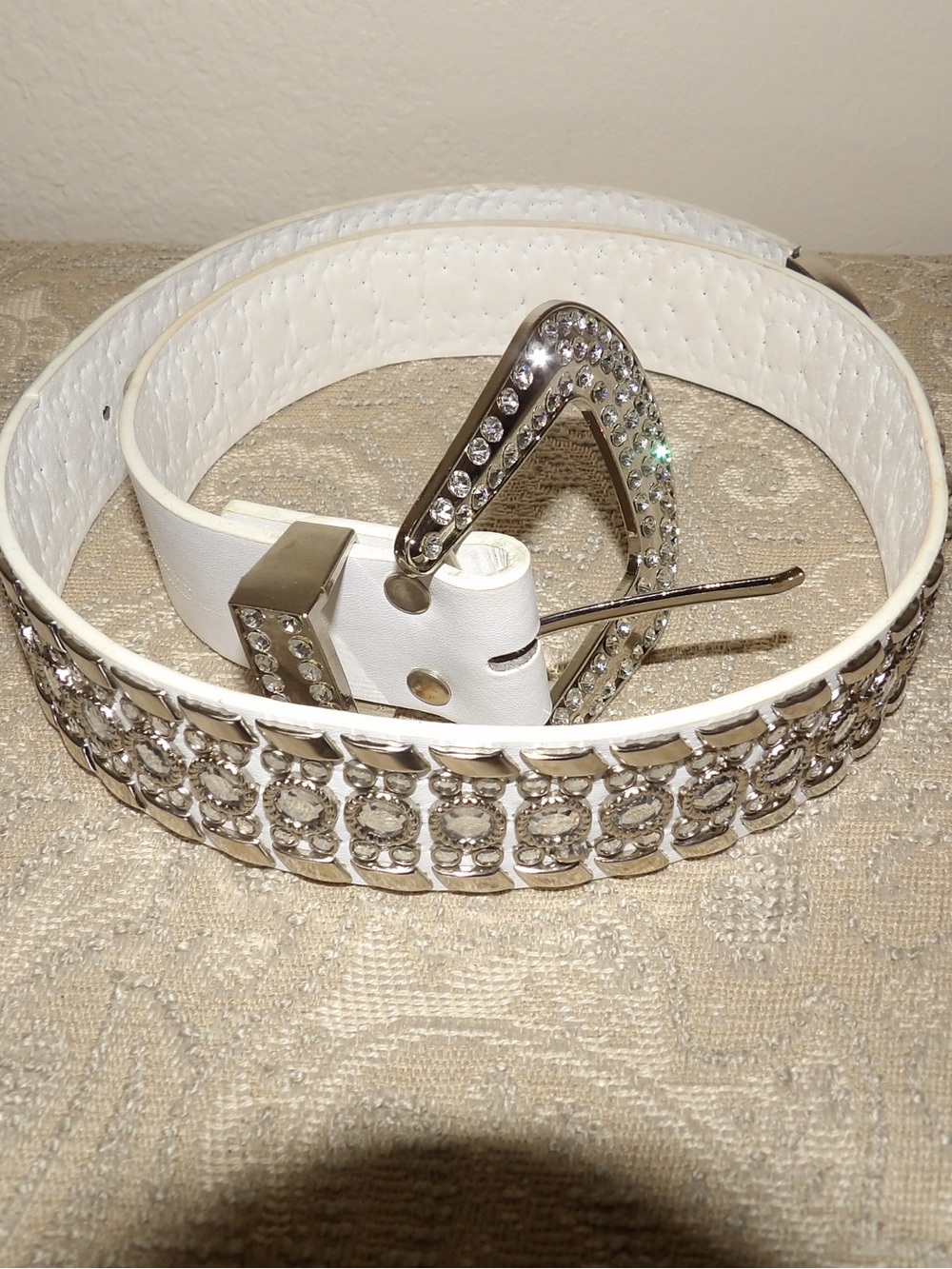 White Rhinestone Statement Belt - Picture 4 of 7